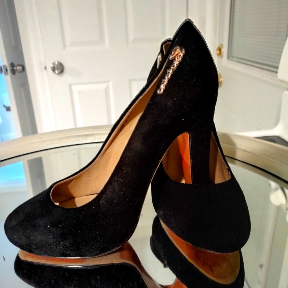 Black heels.